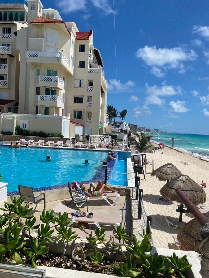 Capitan Suites Sea View Cancun Bagian luar foto