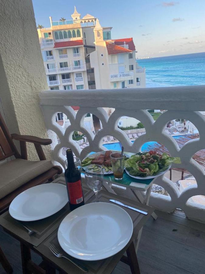 Capitan Suites Sea View Cancun Bagian luar foto