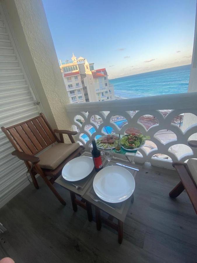 Capitan Suites Sea View Cancun Bagian luar foto