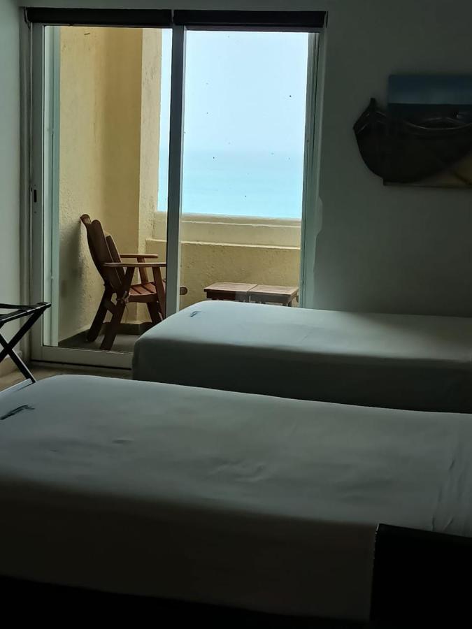 Capitan Suites Sea View Cancun Bagian luar foto