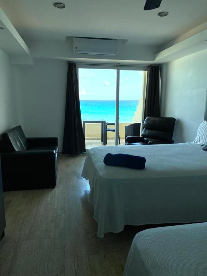 Capitan Suites Sea View Cancun Bagian luar foto