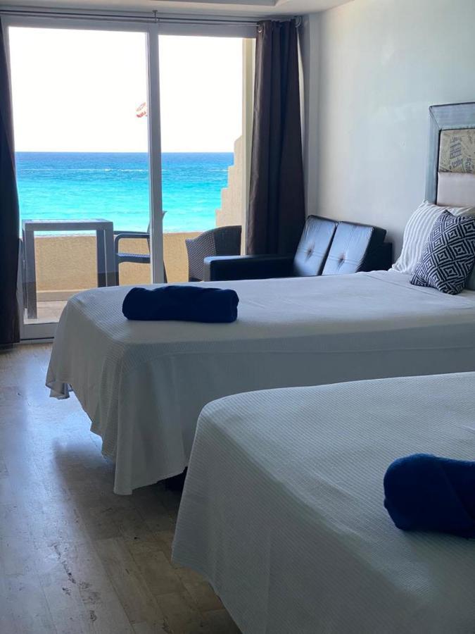 Capitan Suites Sea View Cancun Bagian luar foto