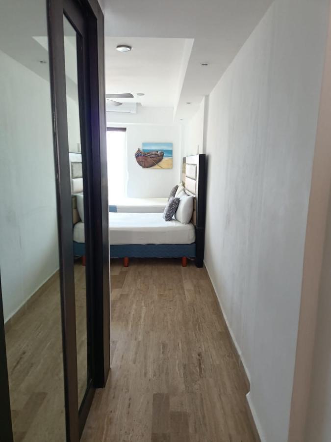 Capitan Suites Sea View Cancun Bagian luar foto