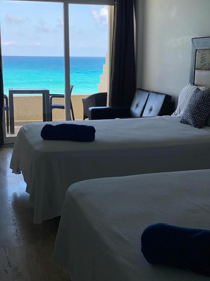 Capitan Suites Sea View Cancun Bagian luar foto